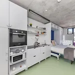 Modern Tranquil Studio Apartment Cape Town Cbd!
