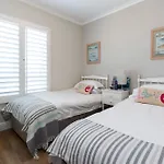 Lagoon Beach Penthouse By Host Agents