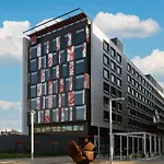 Radisson Red Hotel V&A Waterfront Cape Town