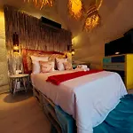 Beachwood Camps Bay