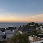 Atlantic Sunsets Camps Bay Villa With Ocean Views