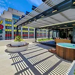 Address On Adderley Luxurious Suites