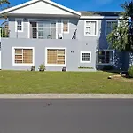 Leigh\'S Home With Dogs