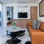 Luxury At The Braemar, Green Point