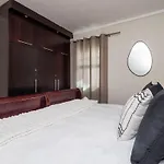 2 Bedroom Escape In The City