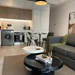 Luxury City Apartment At The Rubik