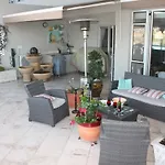 Dolphin Beach Apartment