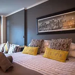 High-End City Center Studio With Magnificent Views