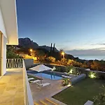 Villa Lavaya
