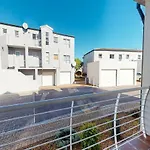 Knowles Big Bay Condo