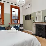 Kloof Lodge