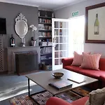 Constantia White Lodge Guest House