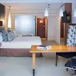 Townhouse Hotel