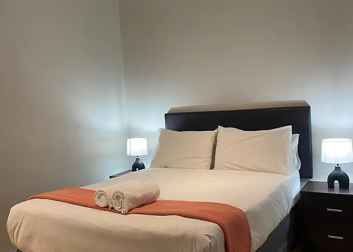 Amazing Comfortable Gem By Awshost