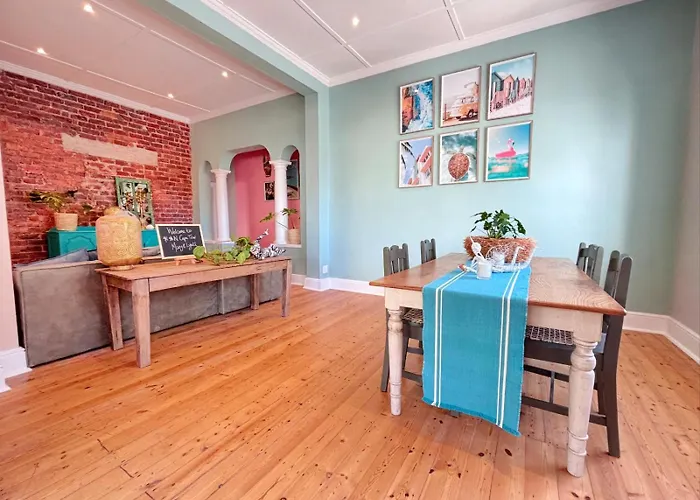 Starry Starry Night - Cape Town, 3-Bedroom 3-Bathroom Seaside House In Three Anchor Bay