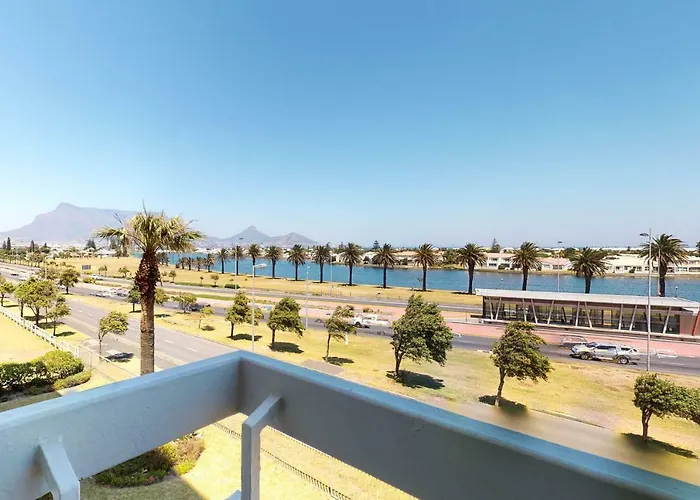 Palo Alto Holiday Condo, Bloubergstrand