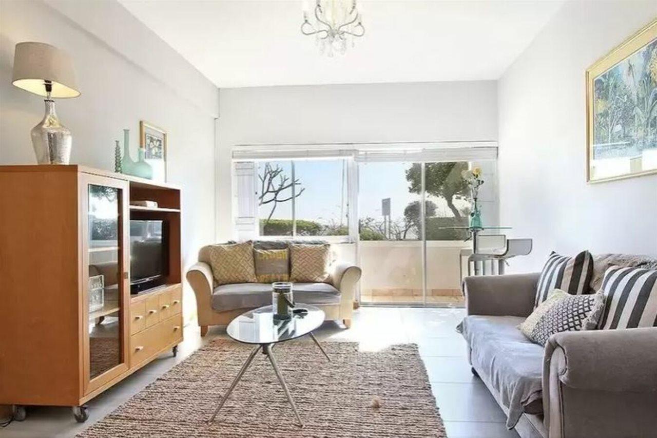 Edward Court 1 Bedroom Garden Facing *
