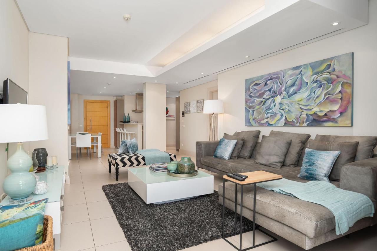 V An A Waterfront, Harbour Bridge. Apartment *