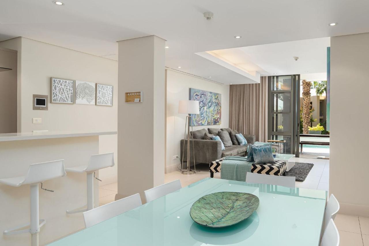 V An A Waterfront, Harbour Bridge. Apartment *