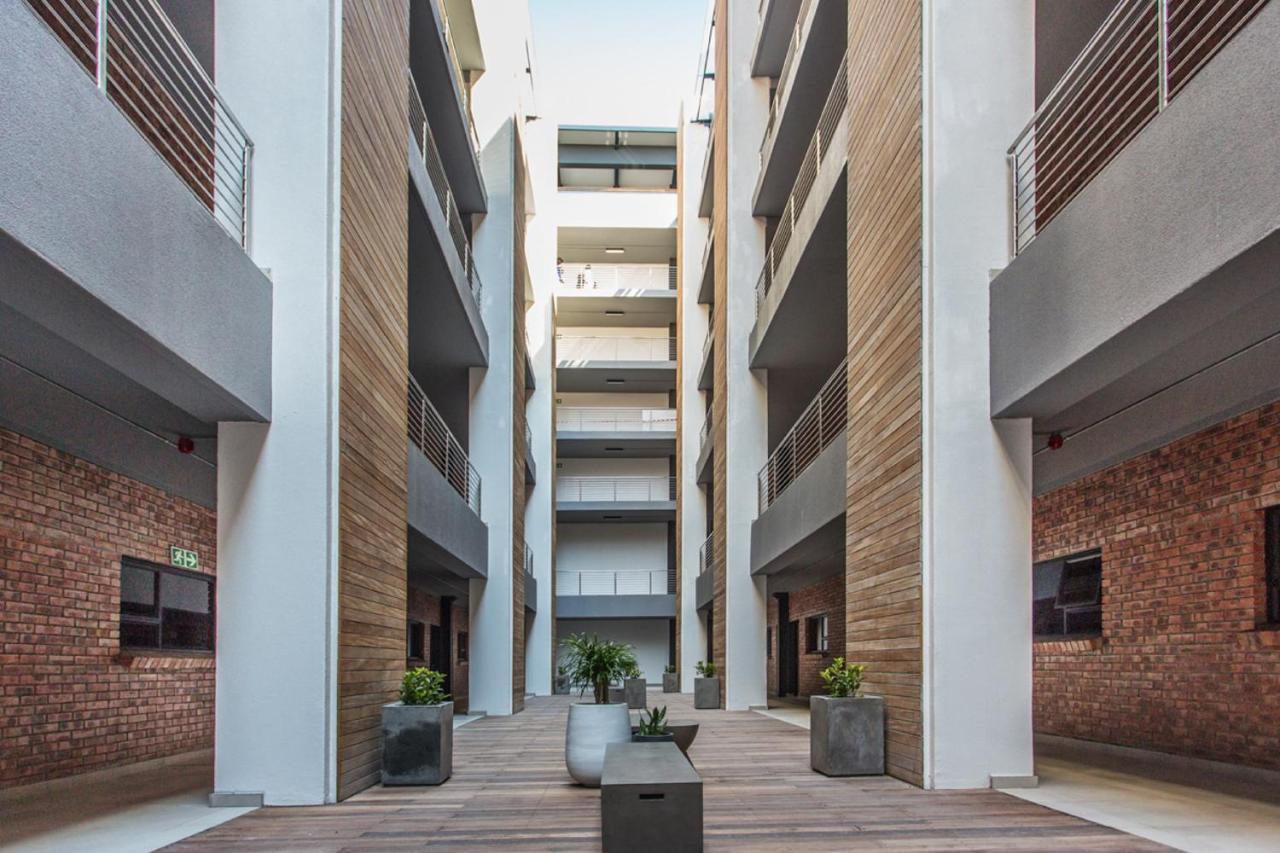 Apartment Docklands Deluxe With Spacious Balcony In De Waterkant Cape Town