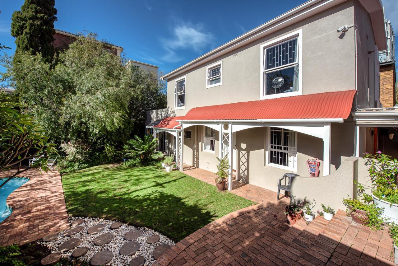 Bed & Breakfast Devonshire House Cape Town