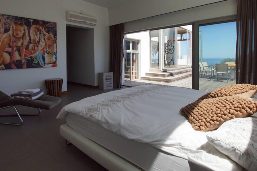 Villa The Baules Camps Bay, Spectacular Luxury Cape Town