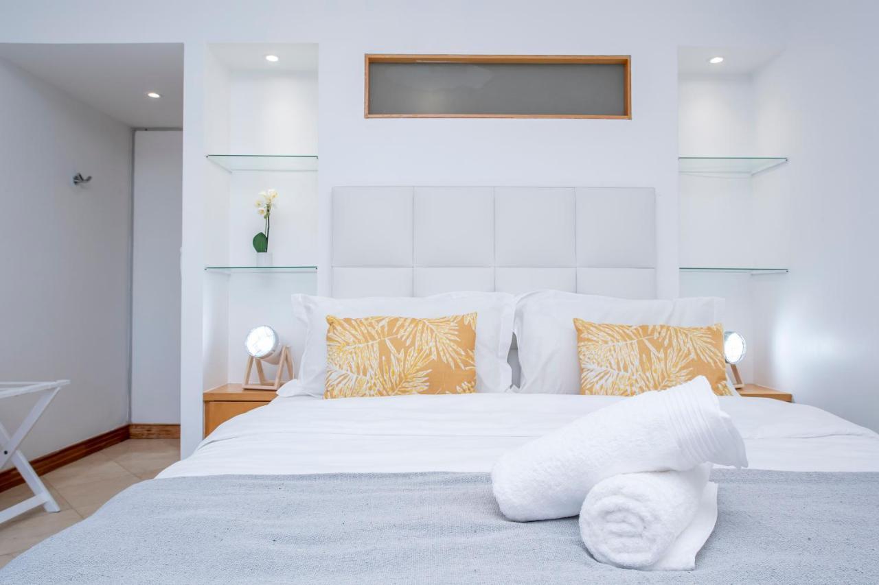 Apartment Clifton Beach Studio Cape Town