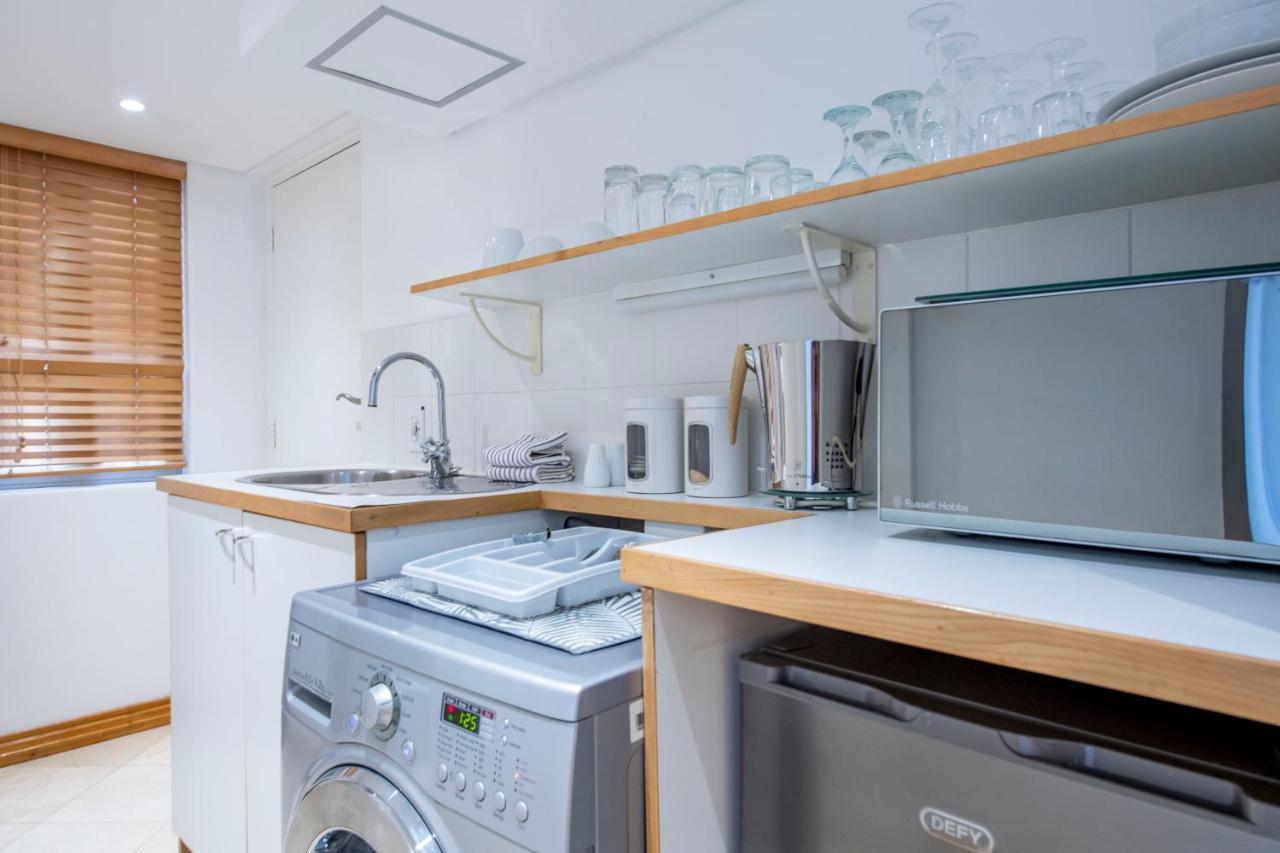 Clifton Beach Studio Apartment