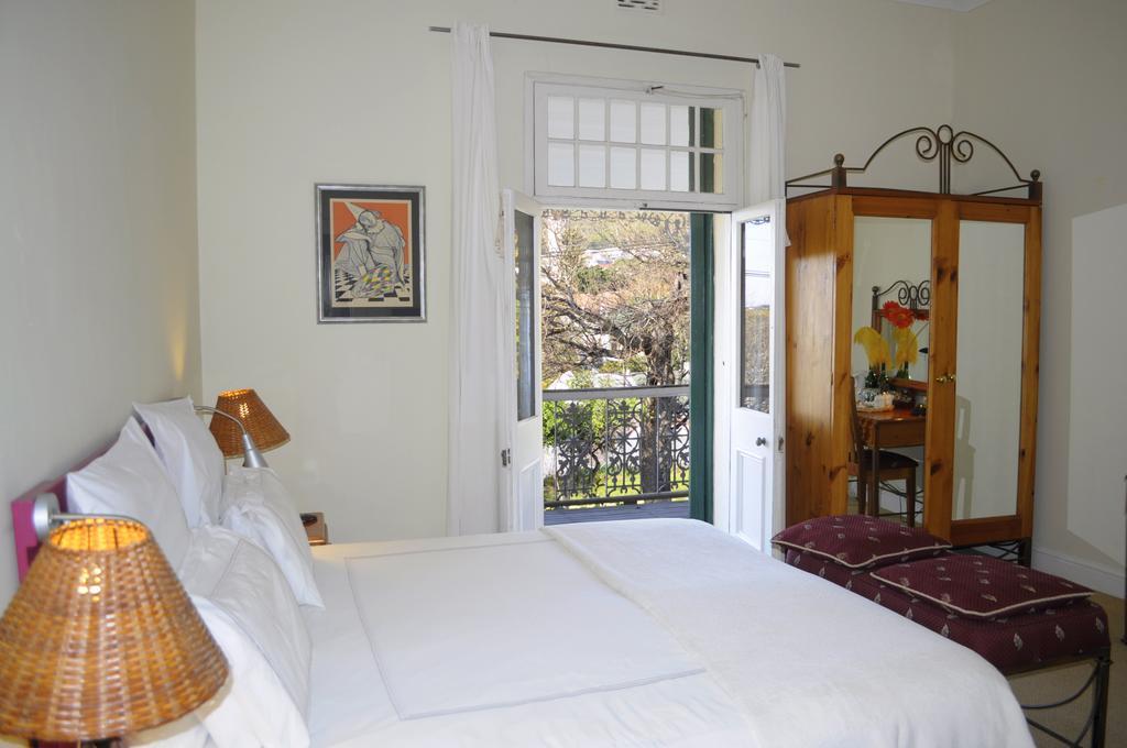 One Belvedere (adults Only) Guest house