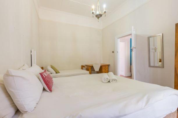 Hostel Elephant Backpackers *