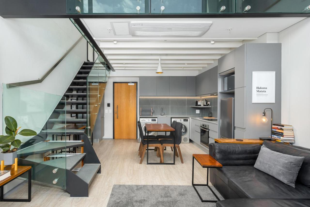 Apartment 117 On