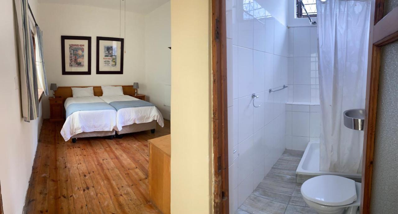 Hostel Oak Backpackers