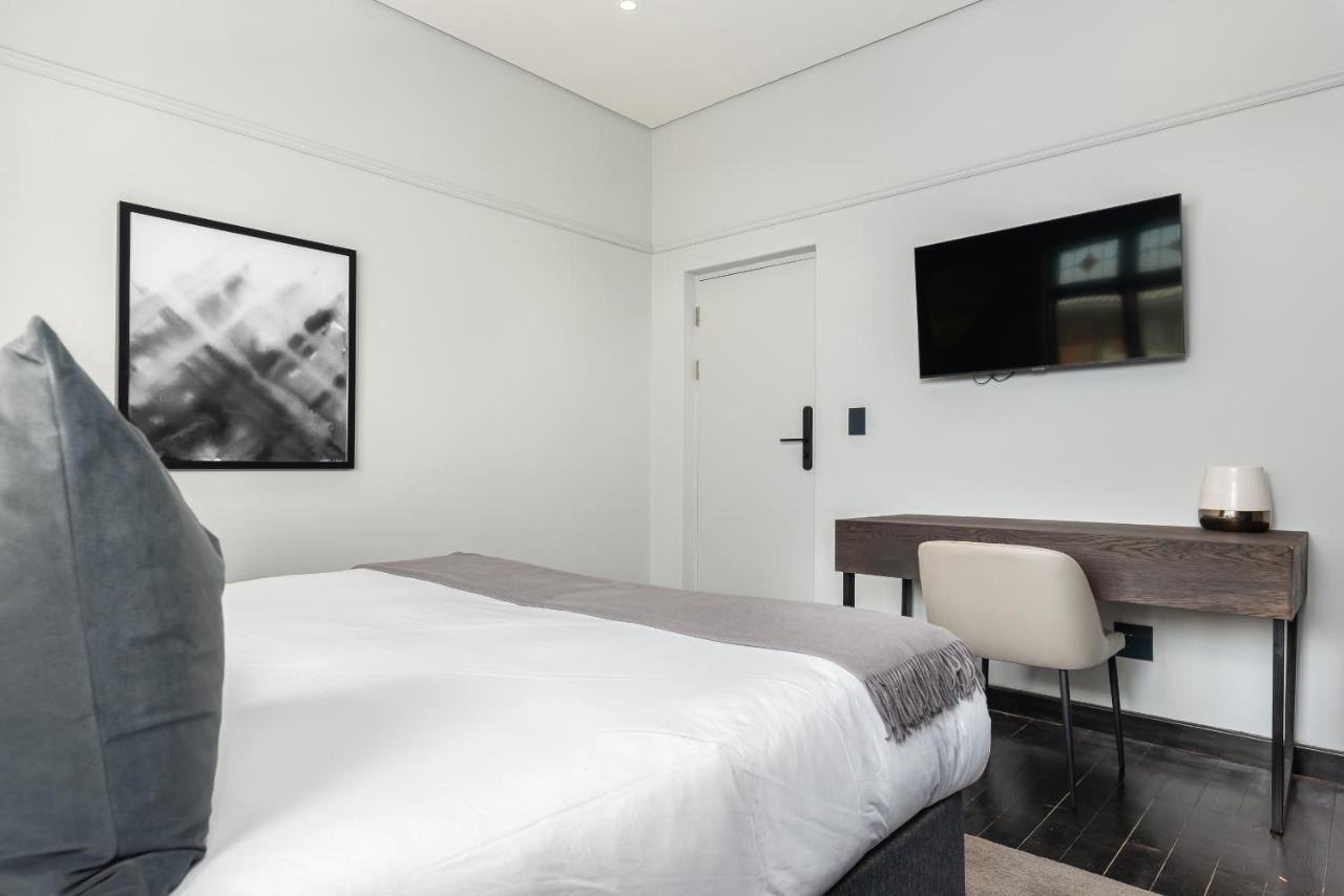One Calais Luxury Cape Town