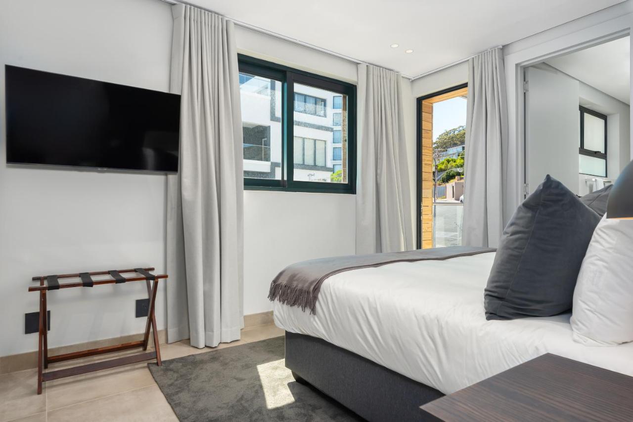 One Calais Luxury * Cape Town