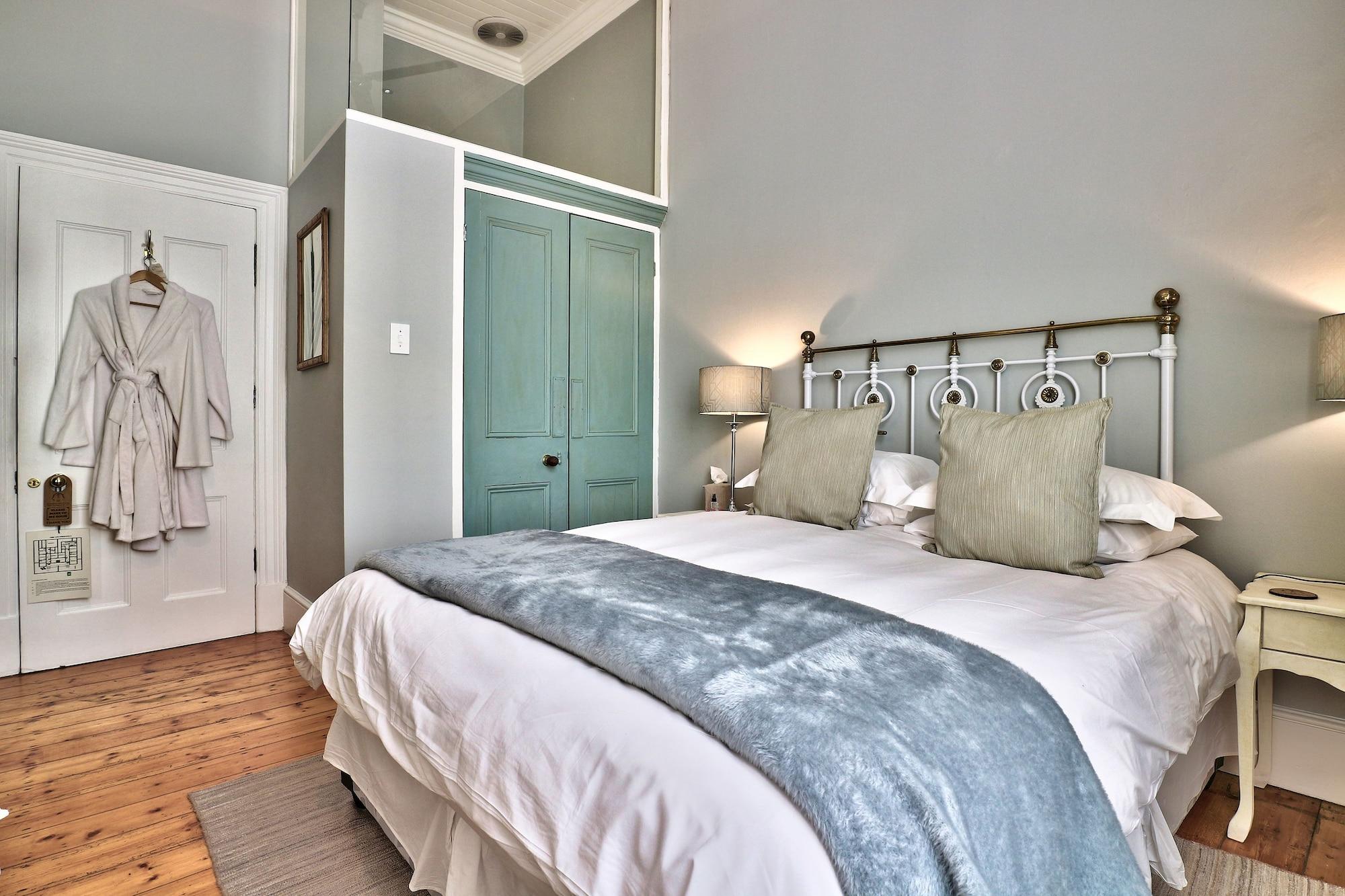 Guest house Parker 4*