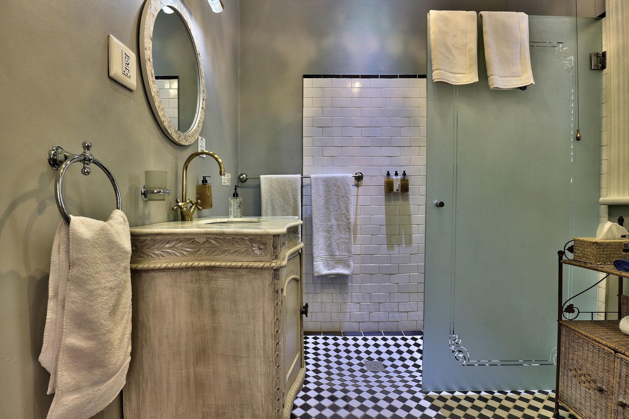 Guest house Parker 4*