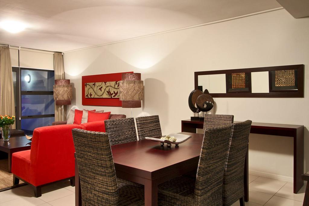 Flat Rock Apartment *