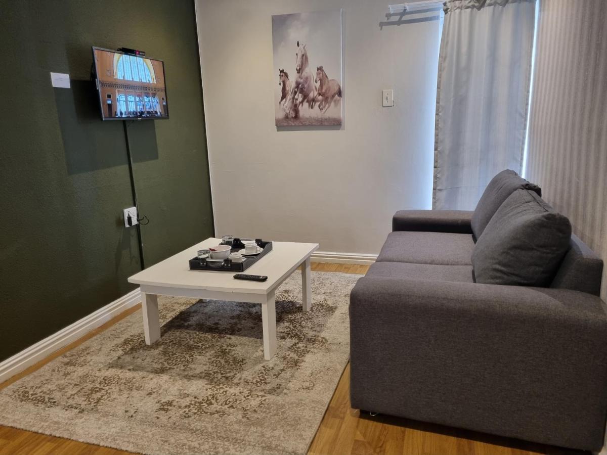 Sardonyx Guest house