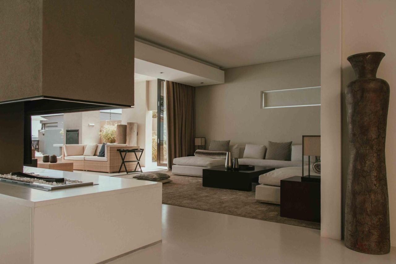 Serenity 18 Ronald Rd Camps Bay Pousada