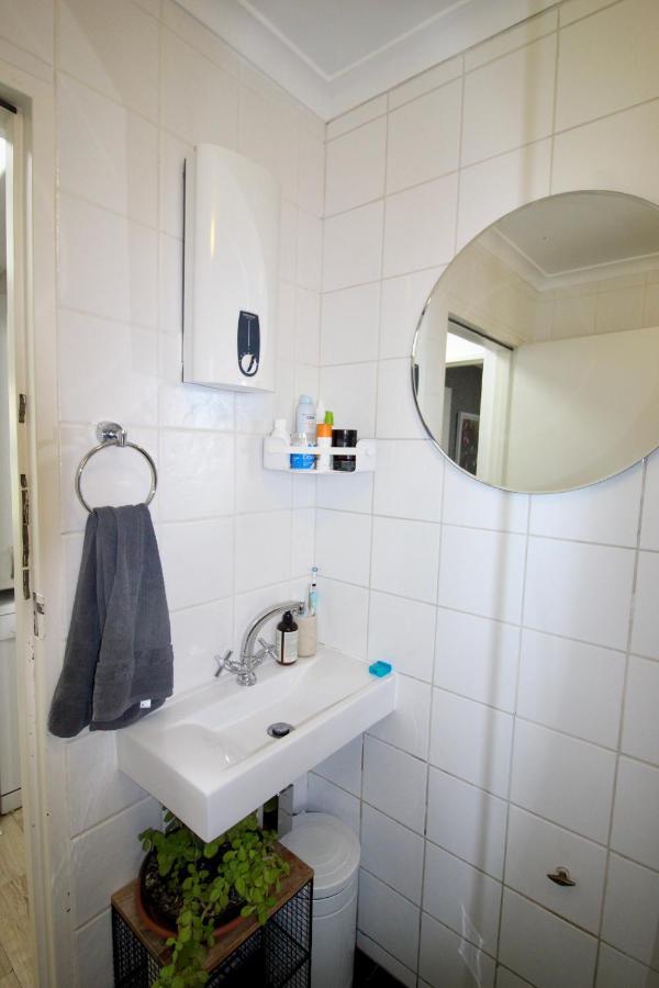 Apartment Tamboerskloof 2 Bed *