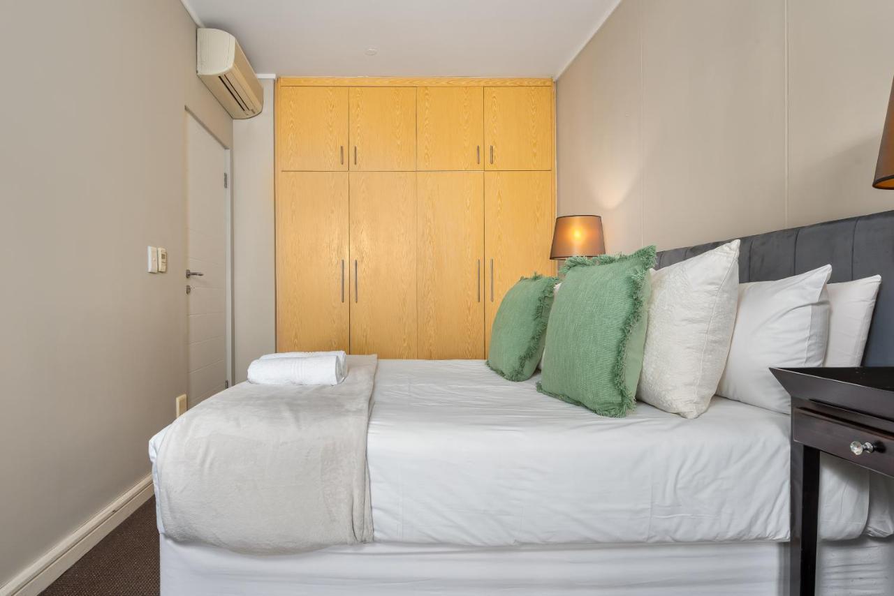 Apartment Rockwell