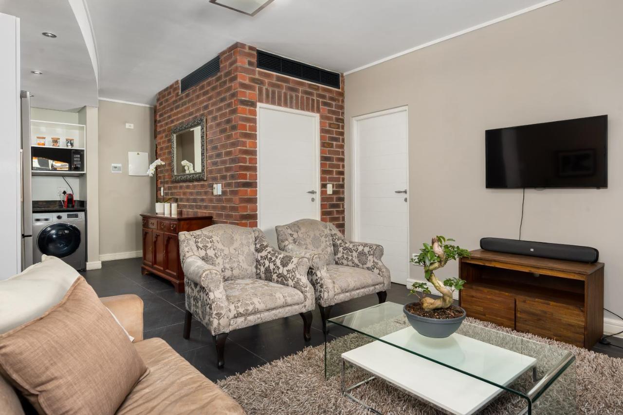 Apartment Rockwell