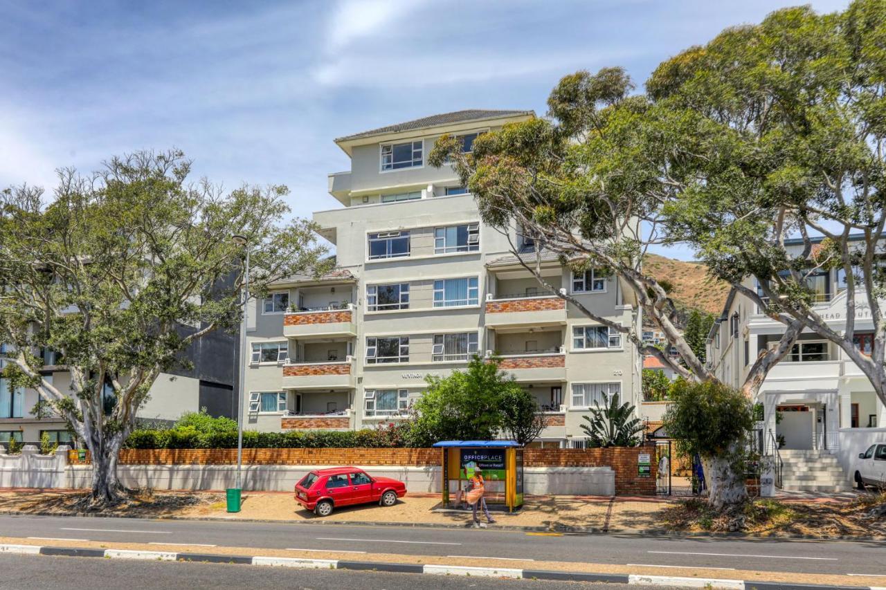 Apartment Backup-powered Elegant Promenade Retreat *