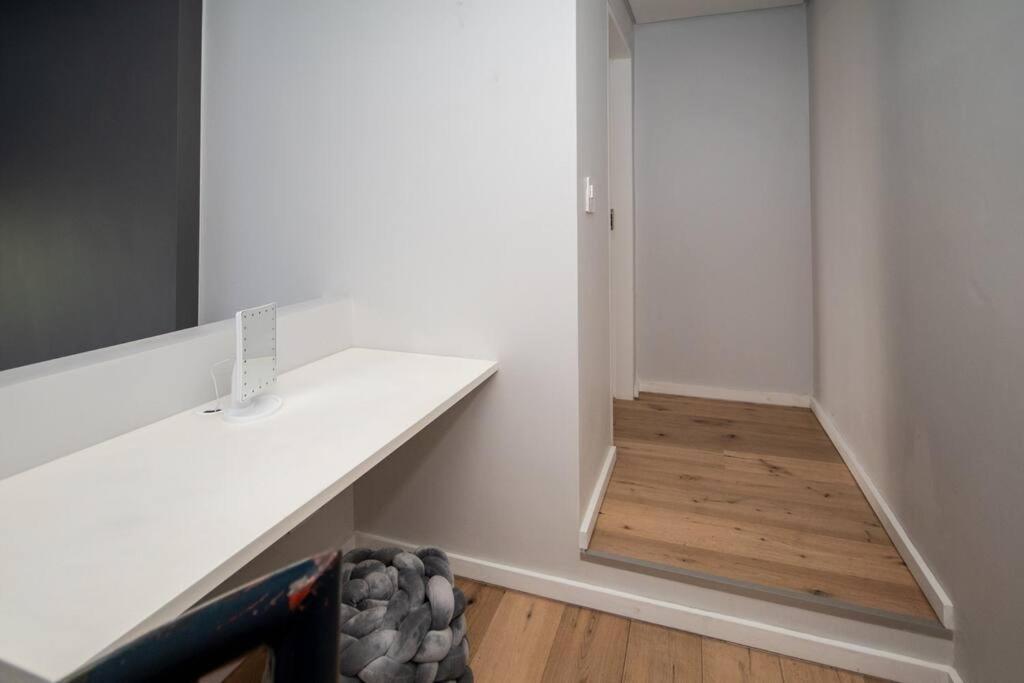 Newly Built 2-bedroom In Ten-on-q *