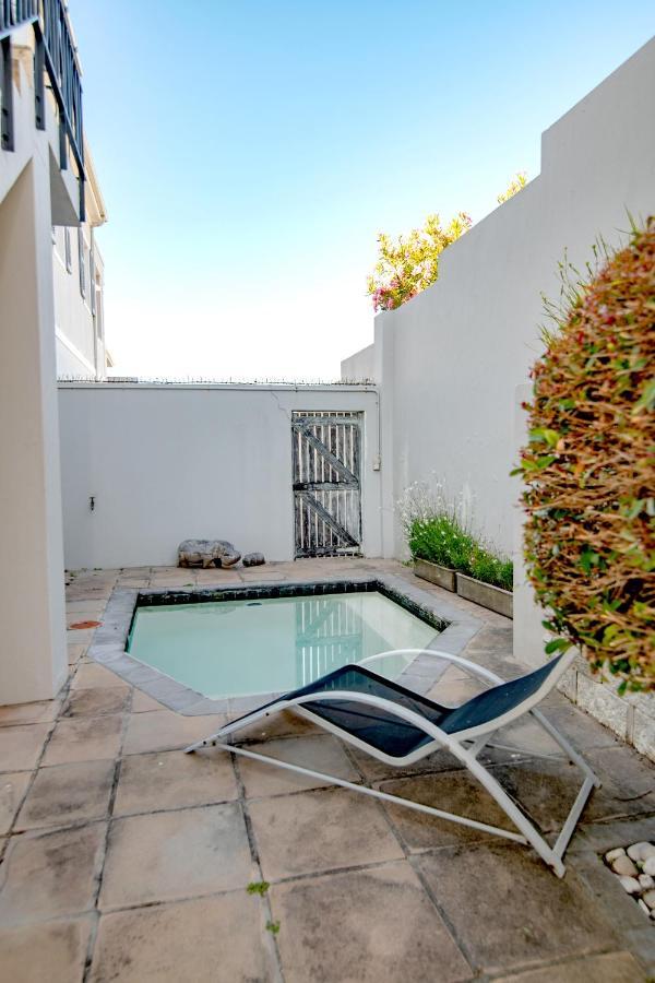 Camps Bay Guest With Private Pool Cape Town