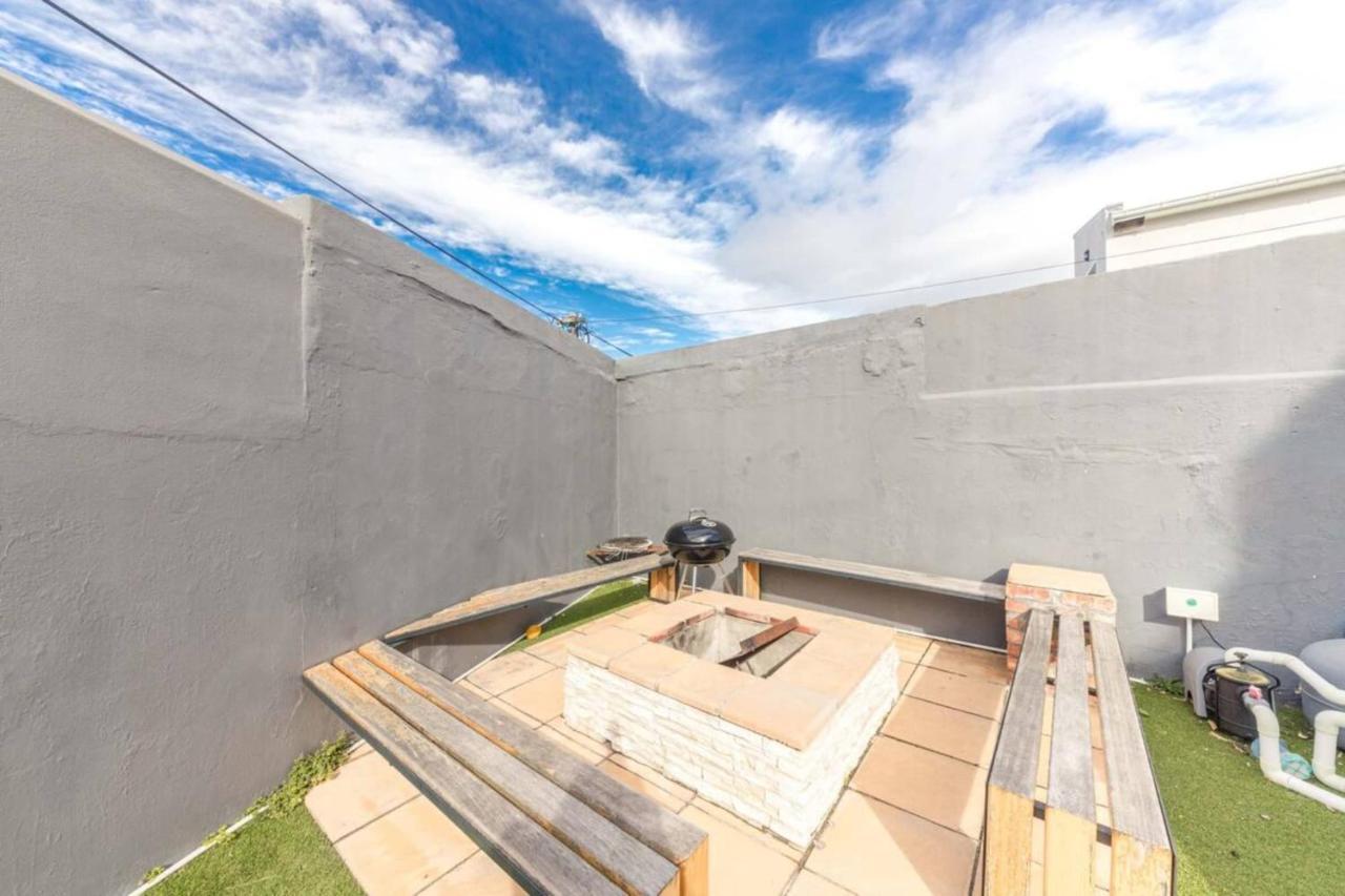 Spaciaous 2 Bedroom Bokaap Apartment Cape Town