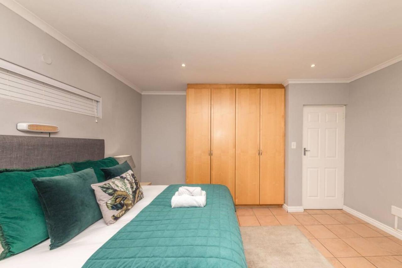 Spaciaous 2 Bedroom Bokaap *