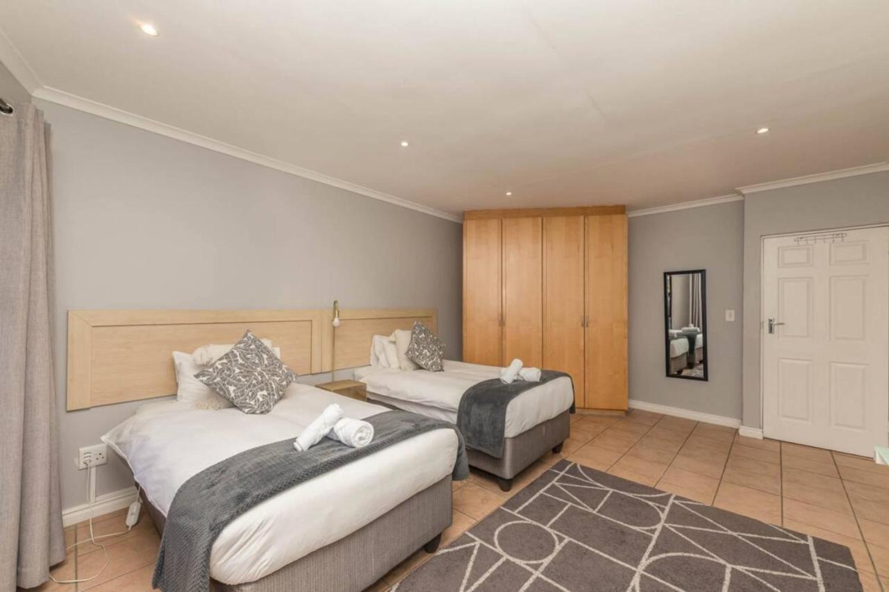 Spaciaous 2 Bedroom Bokaap Apartment Cape Town