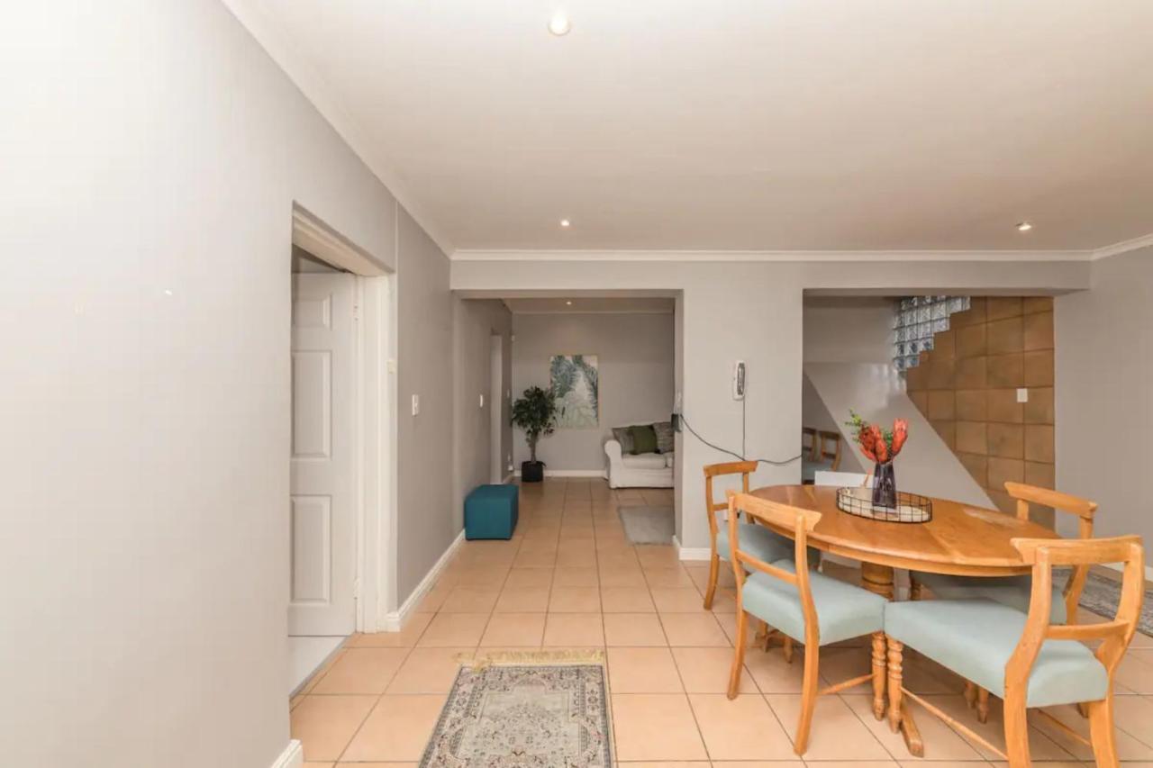 Apartment Spaciaous 2 Bedroom Bokaap