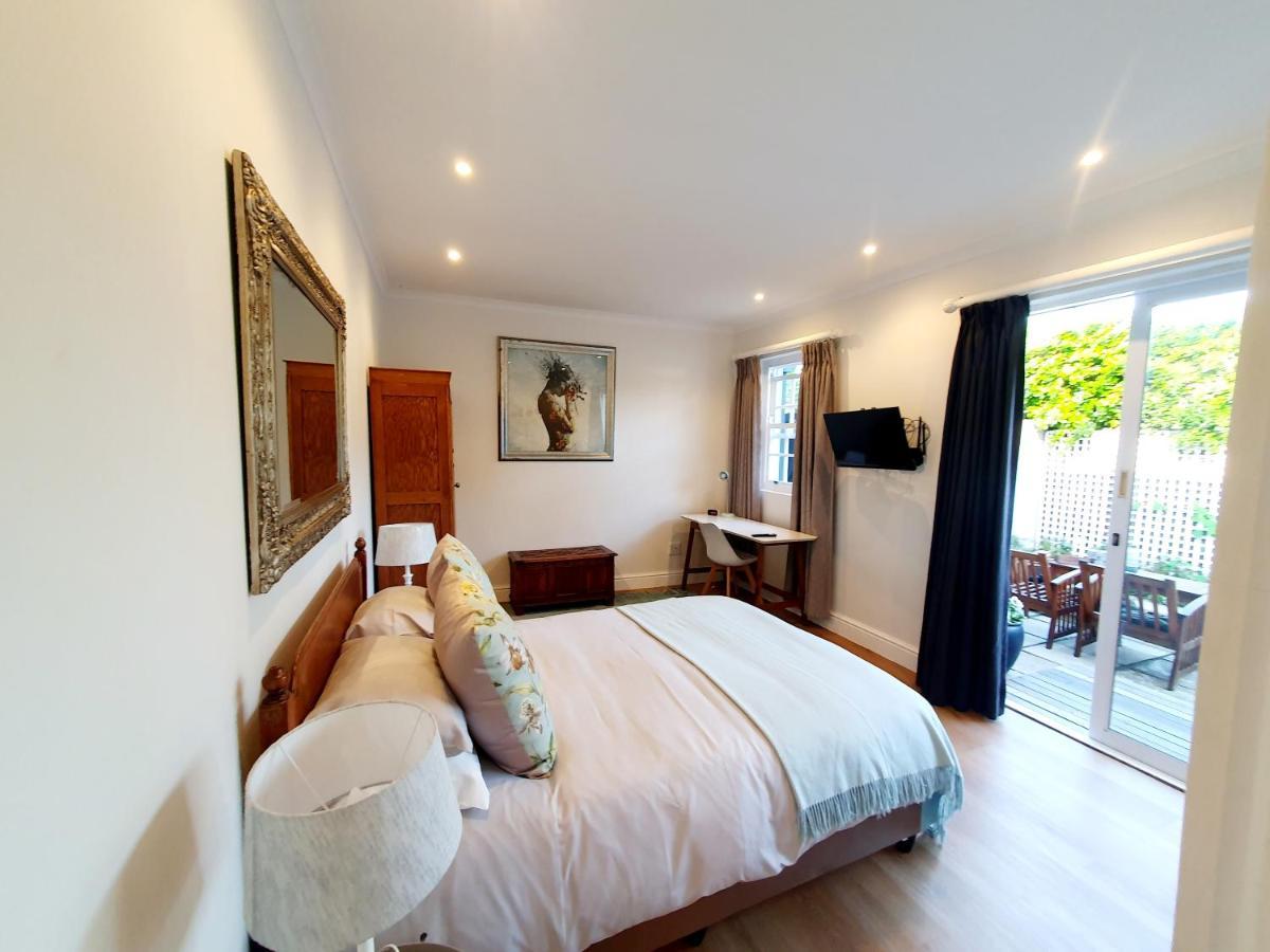 Oak Self Catering *